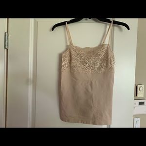 Banana Republic laces camisole NWOT